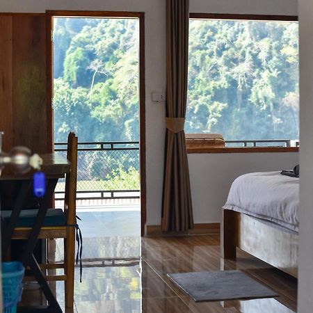 Amanda Boutique Hotel Nong Khiaw Exterior photo