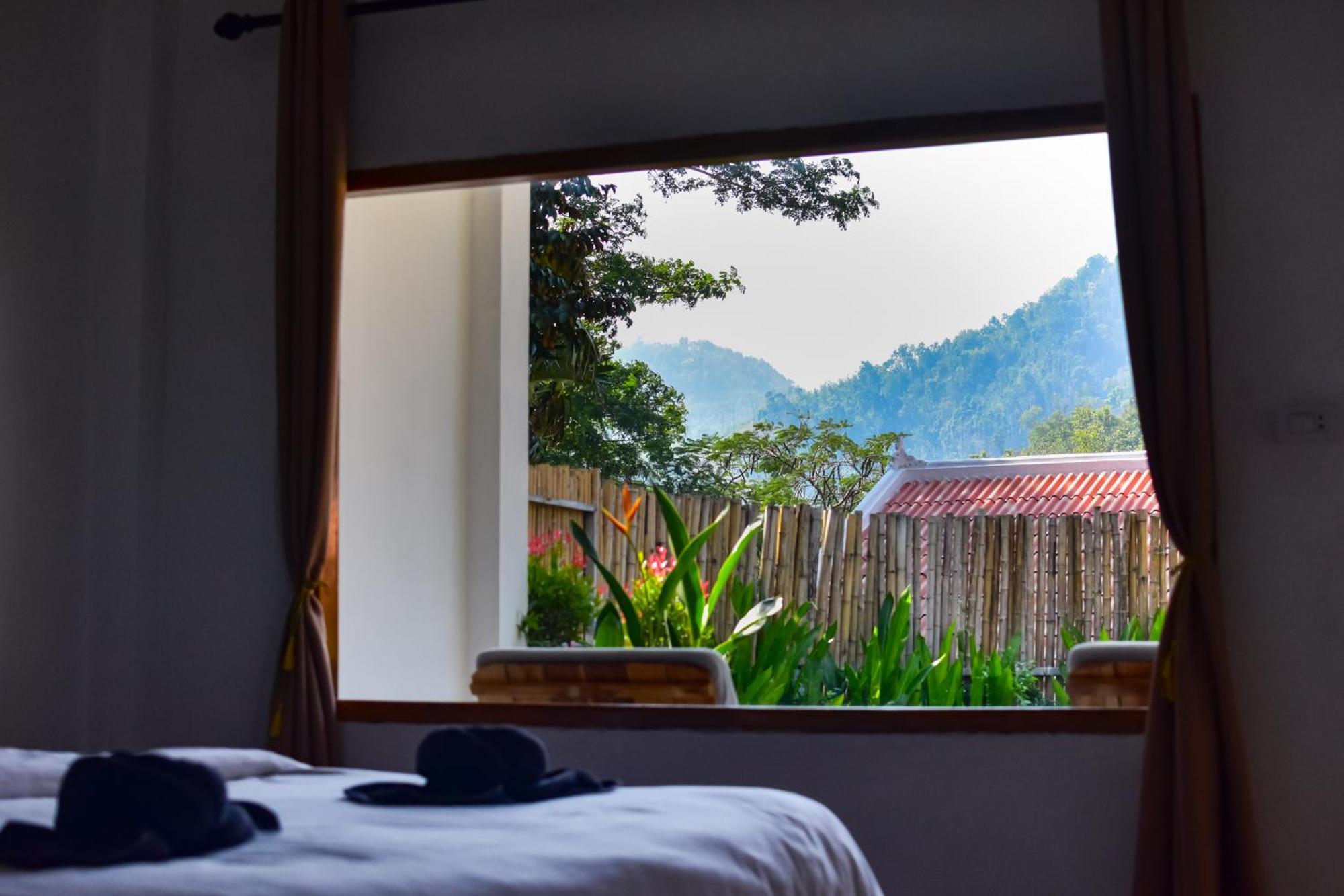 Amanda Boutique Hotel Nong Khiaw Exterior photo