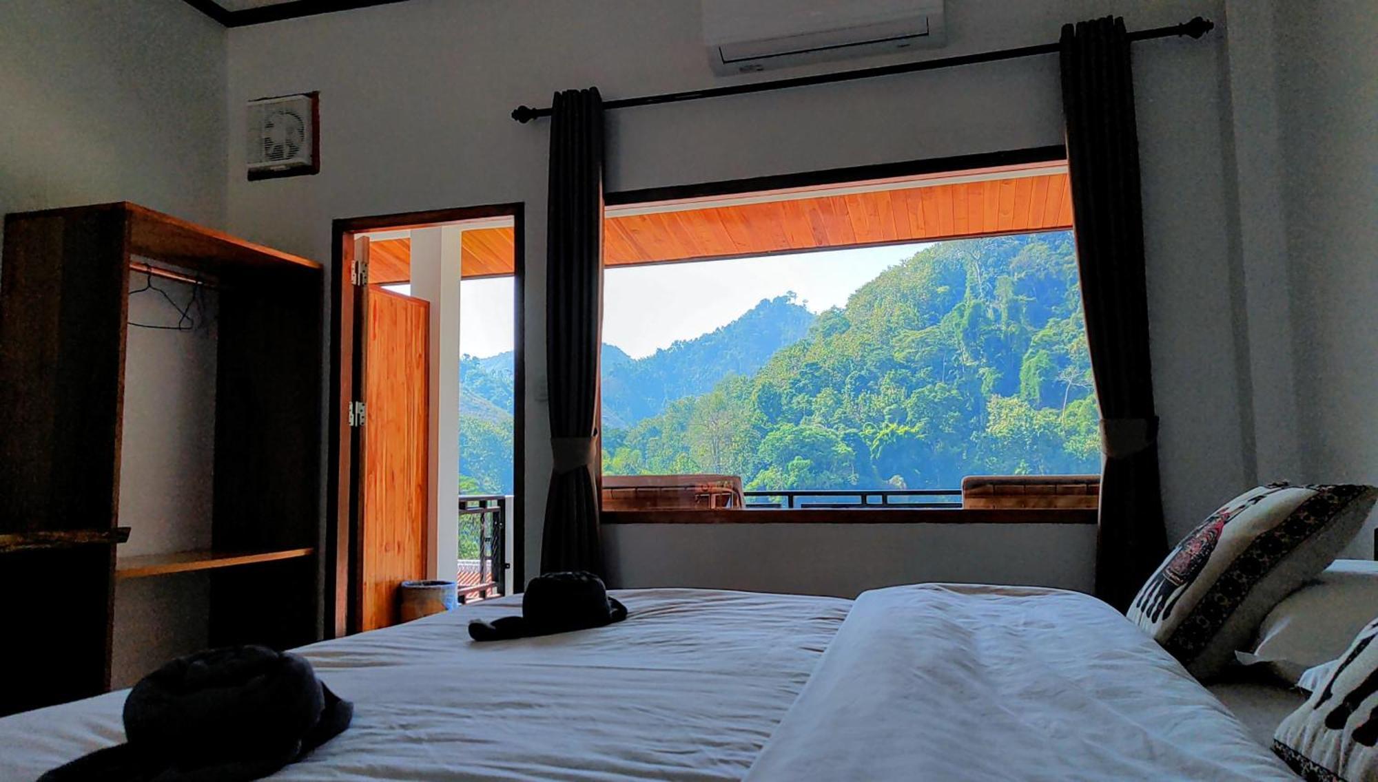 Amanda Boutique Hotel Nong Khiaw Exterior photo
